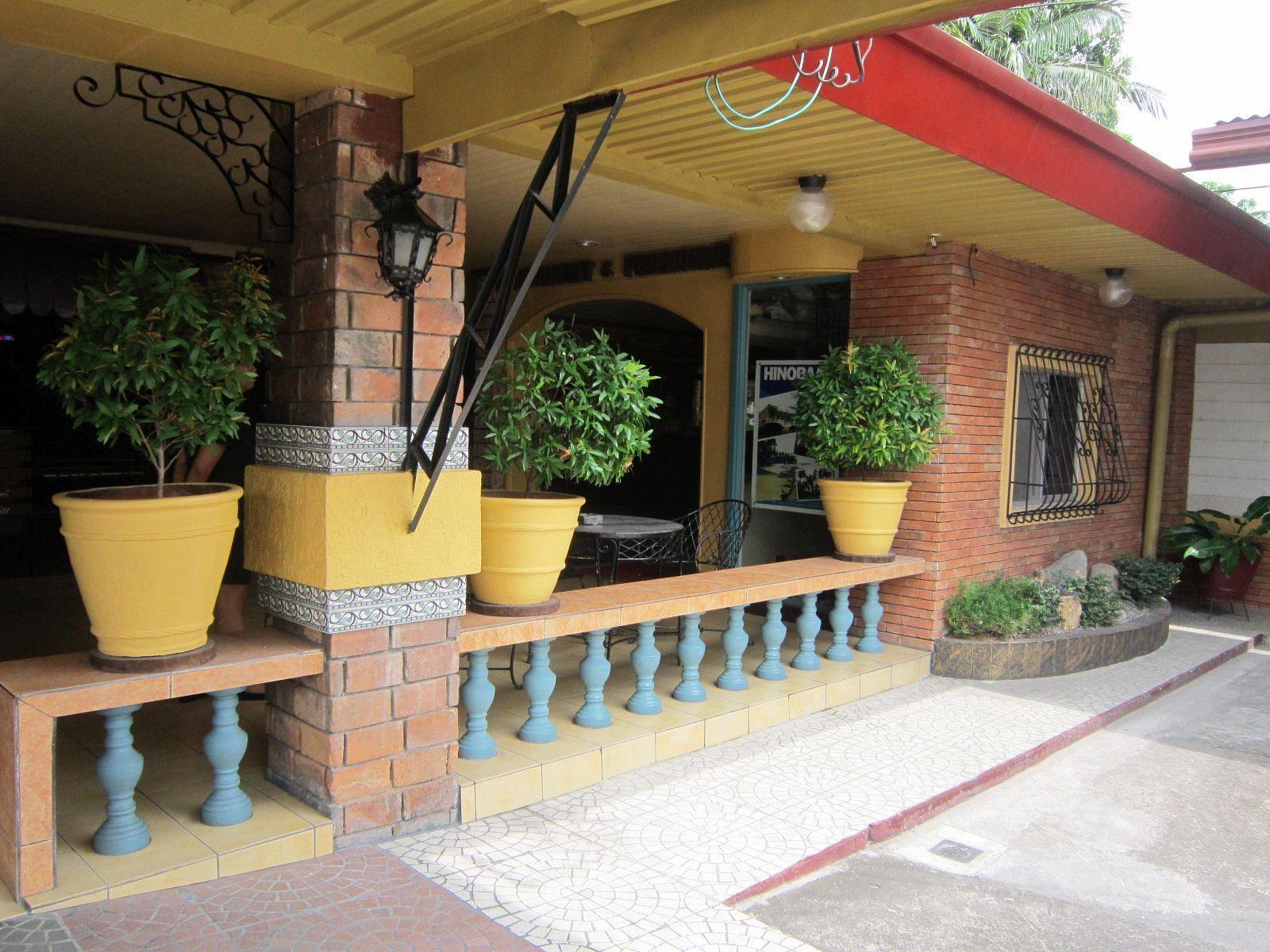 Oyo 631 Saltimboca Tourist In Bacolod Exterior photo